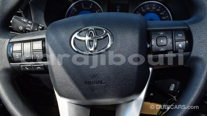 Big with watermark toyota hilux ali sabieh region import dubai 3180