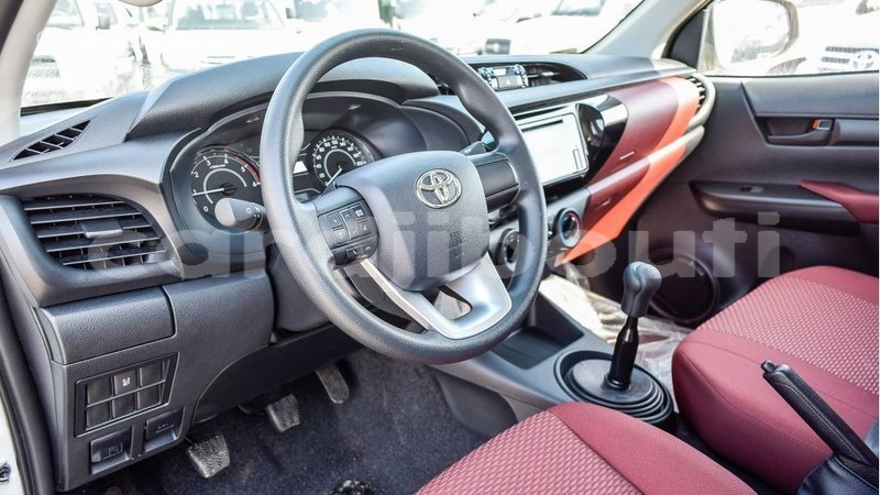 Big with watermark toyota hilux ali sabieh region import dubai 3181