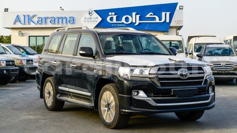 Big with watermark toyota land cruiser ali sabieh region import dubai 3186