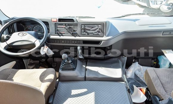 Buy Import Toyota Coaster White Car in Import - Dubai in Ali Sabieh Region Buy Import Toyota Coaster White Car in Import - Dubai in Ali Sabieh Region