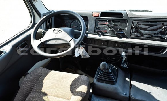 Buy Import Toyota Coaster White Car in Import - Dubai in Ali Sabieh Region Buy Import Toyota Coaster White Car in Import - Dubai in Ali Sabieh Region