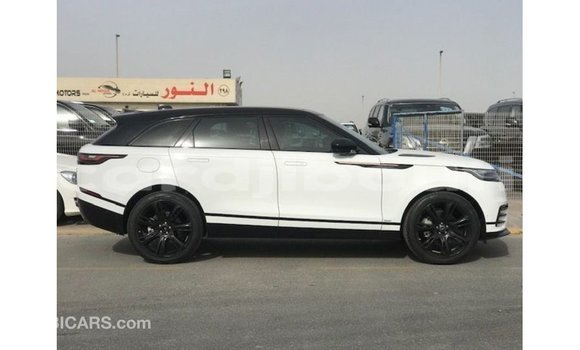 Acheter Import Voiture Land Rover Range Rover Blanc à Import - Dubai, Ali Sabieh Region Acheter Import Voiture Land Rover Range Rover Blanc à Import - Dubai, Ali Sabieh Region