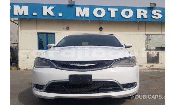 Acheter Import Voiture Chrysler 200 Blanc à Import - Dubai, Ali Sabieh Region Acheter Import Voiture Chrysler 200 Blanc à Import - Dubai, Ali Sabieh Region