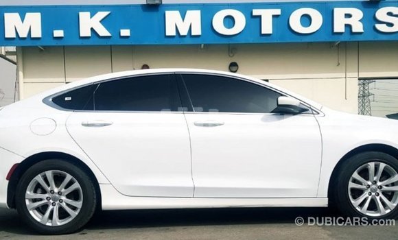 Acheter Import Voiture Chrysler 200 Blanc à Import - Dubai, Ali Sabieh Region Acheter Import Voiture Chrysler 200 Blanc à Import - Dubai, Ali Sabieh Region