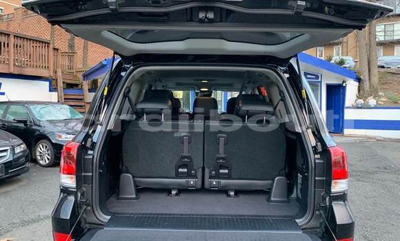 Buy Used Toyota Land Cruiser Black Car in Djibouti in Djibouti Region Buy Used Toyota Land Cruiser Black Car in Djibouti in Djibouti Region