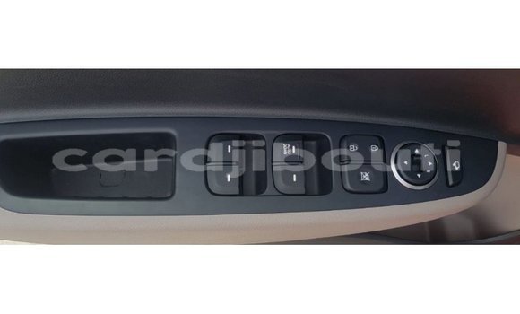 Buy Import Hyundai i10 Red Car in Import - Dubai in Ali Sabieh Region Buy Import Hyundai i10 Red Car in Import - Dubai in Ali Sabieh Region