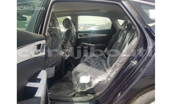 Buy Import Kia Cadenza Blue Car in Import - Dubai in Ali Sabieh Region Buy Import Kia Cadenza Blue Car in Import - Dubai in Ali Sabieh Region