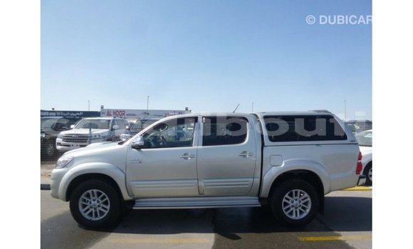 Acheter Import Voiture Toyota Hilux Autre à Import - Dubai, Ali Sabieh Region Acheter Import Voiture Toyota Hilux Autre à Import - Dubai, Ali Sabieh Region