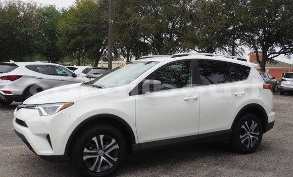 Acheter Occasion Voiture Toyota Camry Rouge à Djibouti, Djibouti Region Acheter Occasion Voiture Toyota Camry Rouge à Djibouti, Djibouti Region