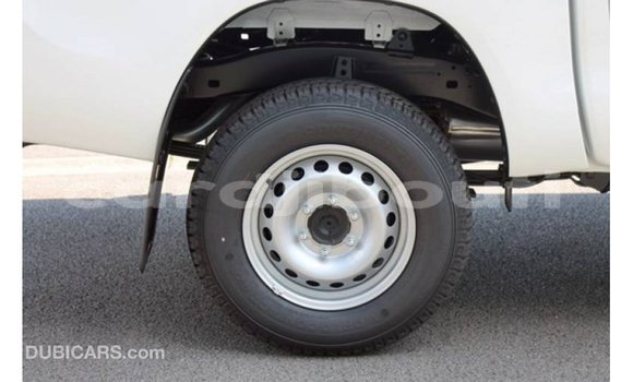 Buy Import Toyota Hilux White Car in Import - Dubai in Ali Sabieh Region Buy Import Toyota Hilux White Car in Import - Dubai in Ali Sabieh Region