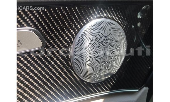 Acheter Import Voiture Mercedes-Benz 190 Autre à Import - Dubai, Ali Sabieh Region Acheter Import Voiture Mercedes-Benz 190 Autre à Import - Dubai, Ali Sabieh Region