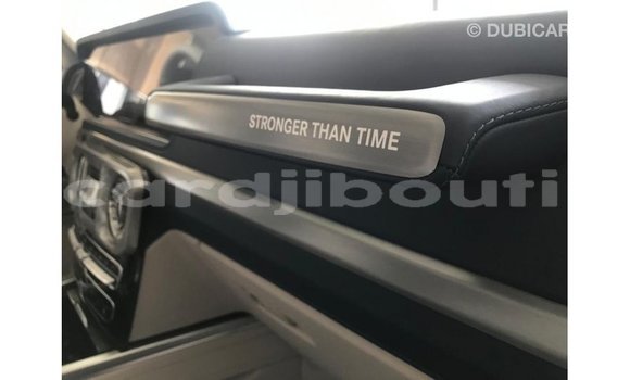 Acheter Import Voiture Mercedes-Benz 190 Blanc à Import - Dubai, Ali Sabieh Region Acheter Import Voiture Mercedes-Benz 190 Blanc à Import - Dubai, Ali Sabieh Region