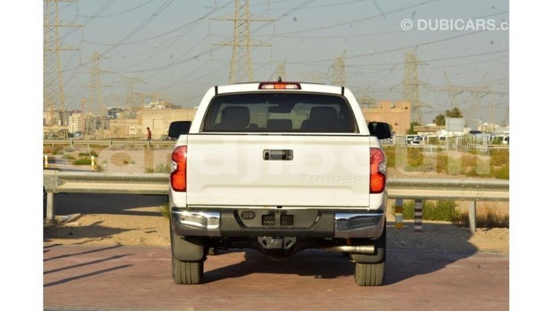 Big with watermark toyota tundra ali sabieh region import dubai 3255