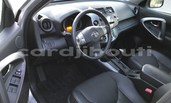 Acheter Import Voiture Toyota RAV4 Gris à Loyada, Arta Region Acheter Import Voiture Toyota RAV4 Gris à Loyada, Arta Region