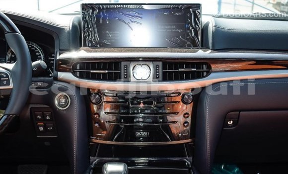 Acheter Import Voiture Lexus LX Blanc à Import - Dubai, Ali Sabieh Region Acheter Import Voiture Lexus LX Blanc à Import - Dubai, Ali Sabieh Region