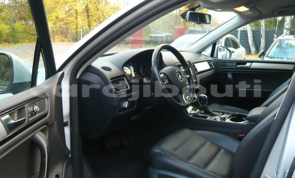 Acheter Import Voiture Volkswagen Touareg Gris à Alaili Dadda, Obock Acheter Import Voiture Volkswagen Touareg Gris à Alaili Dadda, Obock