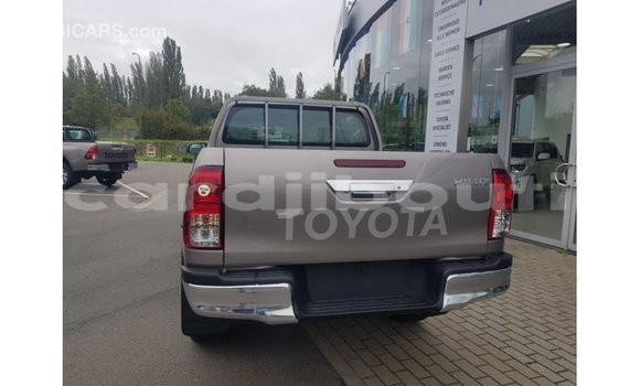 Buy Import Toyota Hilux Other Car in Import - Dubai in Ali Sabieh Region Buy Import Toyota Hilux Other Car in Import - Dubai in Ali Sabieh Region