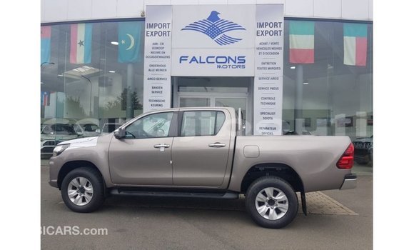Buy Import Toyota Hilux Other Car in Import - Dubai in Ali Sabieh Region Buy Import Toyota Hilux Other Car in Import - Dubai in Ali Sabieh Region