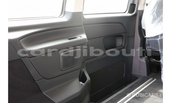 Buy Import Mercedes-Benz 250 Black Car in Import - Dubai in Ali Sabieh Region Buy Import Mercedes-Benz 250 Black Car in Import - Dubai in Ali Sabieh Region