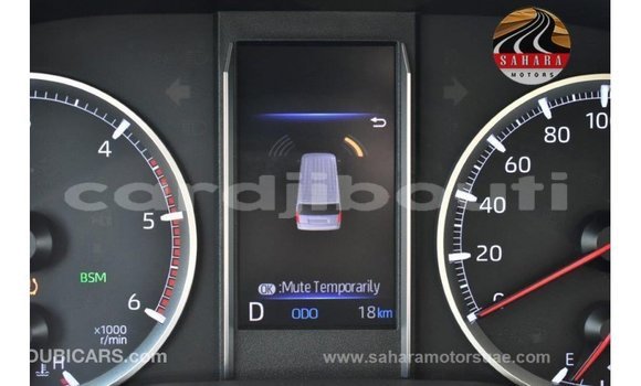 Acheter Import Voiture Toyota Granvia Blanc à Import - Dubai, Ali Sabieh Region Acheter Import Voiture Toyota Granvia Blanc à Import - Dubai, Ali Sabieh Region