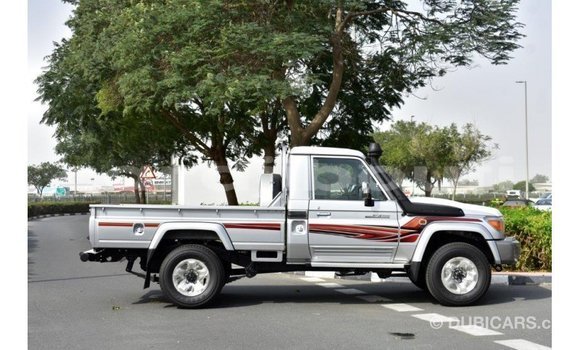 Acheter Import Voiture Toyota Land Cruiser Autre à Import - Dubai, Ali Sabieh Region Acheter Import Voiture Toyota Land Cruiser Autre à Import - Dubai, Ali Sabieh Region