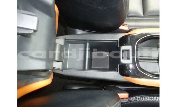 Acheter Import Voiture Honda Vezel Rouge à Import - Dubai, Ali Sabieh Region Acheter Import Voiture Honda Vezel Rouge à Import - Dubai, Ali Sabieh Region