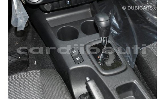 Acheter Import Voiture Toyota Hilux Blanc à Import - Dubai, Ali Sabieh Region Acheter Import Voiture Toyota Hilux Blanc à Import - Dubai, Ali Sabieh Region