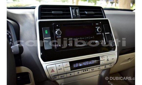 Acheter Import Voiture Toyota Prado Noir à Import - Dubai, Ali Sabieh Region Acheter Import Voiture Toyota Prado Noir à Import - Dubai, Ali Sabieh Region
