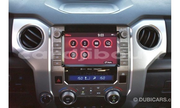 Acheter Import Voiture Toyota Tundra Blanc à Import - Dubai, Ali Sabieh Region Acheter Import Voiture Toyota Tundra Blanc à Import - Dubai, Ali Sabieh Region