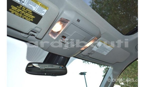 Acheter Import Voiture Toyota Tundra Blanc à Import - Dubai, Ali Sabieh Region Acheter Import Voiture Toyota Tundra Blanc à Import - Dubai, Ali Sabieh Region