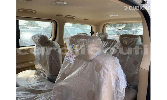 Acheter Import Voiture Hyundai Accent Blanc à Import - Dubai, Ali Sabieh Region Acheter Import Voiture Hyundai Accent Blanc à Import - Dubai, Ali Sabieh Region