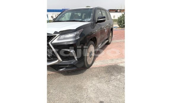 Acheter Import Voiture Lexus LX Noir à Import - Dubai, Ali Sabieh Region Acheter Import Voiture Lexus LX Noir à Import - Dubai, Ali Sabieh Region