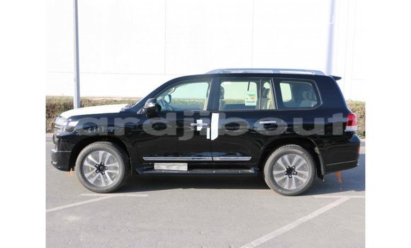 Buy Import Toyota Land Cruiser Black Car in Import - Dubai in Ali Sabieh Region Buy Import Toyota Land Cruiser Black Car in Import - Dubai in Ali Sabieh Region