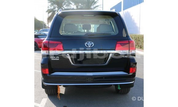Buy Import Toyota Land Cruiser Black Car in Import - Dubai in Ali Sabieh Region Buy Import Toyota Land Cruiser Black Car in Import - Dubai in Ali Sabieh Region