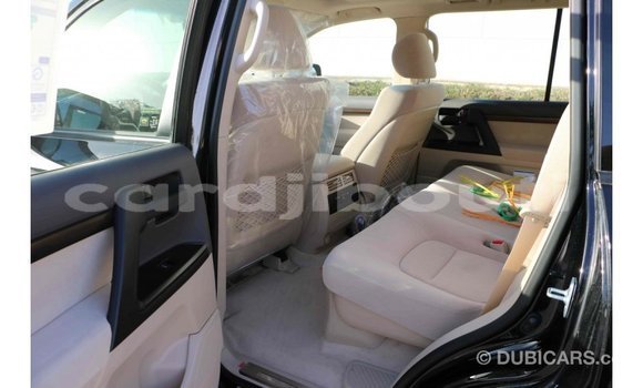 Buy Import Toyota Land Cruiser Black Car in Import - Dubai in Ali Sabieh Region Buy Import Toyota Land Cruiser Black Car in Import - Dubai in Ali Sabieh Region