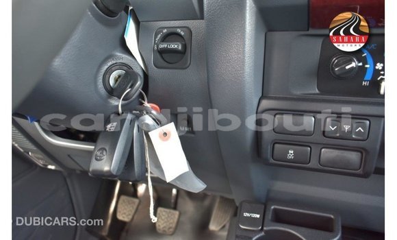 Acheter Import Voiture Toyota Land Cruiser Autre à Import - Dubai, Ali Sabieh Region Acheter Import Voiture Toyota Land Cruiser Autre à Import - Dubai, Ali Sabieh Region