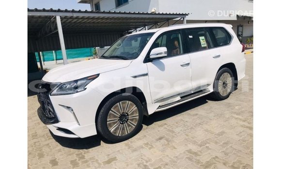 Acheter Import Voiture Lexus LX Blanc à Import - Dubai, Ali Sabieh Region Acheter Import Voiture Lexus LX Blanc à Import - Dubai, Ali Sabieh Region