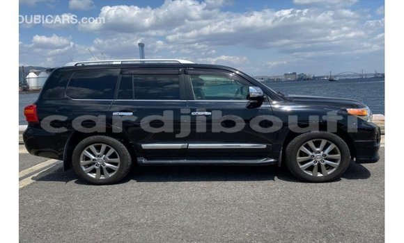 Buy Import Toyota Land Cruiser Black Car in Import - Dubai in Ali Sabieh Region Buy Import Toyota Land Cruiser Black Car in Import - Dubai in Ali Sabieh Region