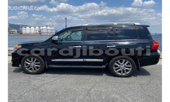 Buy Import Toyota Land Cruiser Black Car in Import - Dubai in Ali Sabieh Region Buy Import Toyota Land Cruiser Black Car in Import - Dubai in Ali Sabieh Region