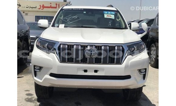Acheter Import Voiture Toyota Prado Blanc à Import - Dubai, Ali Sabieh Region Acheter Import Voiture Toyota Prado Blanc à Import - Dubai, Ali Sabieh Region