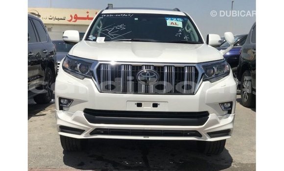 Acheter Import Voiture Toyota Prado Blanc à Import - Dubai, Ali Sabieh Region Acheter Import Voiture Toyota Prado Blanc à Import - Dubai, Ali Sabieh Region