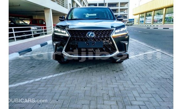 Acheter Import Voiture Lexus LX Noir à Import - Dubai, Ali Sabieh Region Acheter Import Voiture Lexus LX Noir à Import - Dubai, Ali Sabieh Region