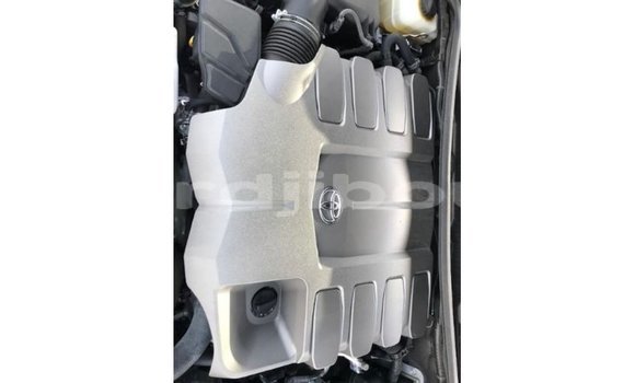 Acheter Import Voiture Toyota Land Cruiser Noir à Import - Dubai, Ali Sabieh Region Acheter Import Voiture Toyota Land Cruiser Noir à Import - Dubai, Ali Sabieh Region