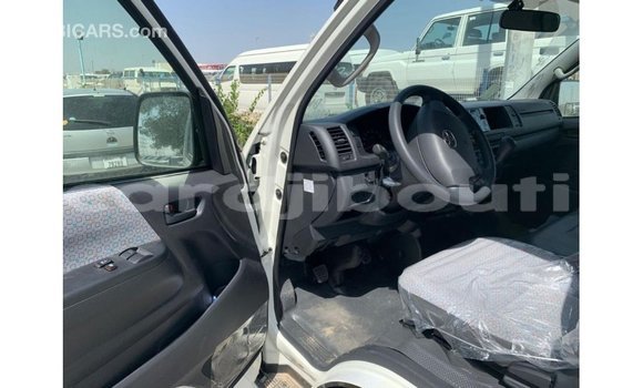 Buy Import Toyota Hiace White Car in Import - Dubai in Ali Sabieh Region Buy Import Toyota Hiace White Car in Import - Dubai in Ali Sabieh Region