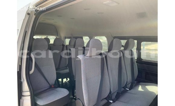 Buy Import Toyota Hiace White Car in Import - Dubai in Ali Sabieh Region Buy Import Toyota Hiace White Car in Import - Dubai in Ali Sabieh Region