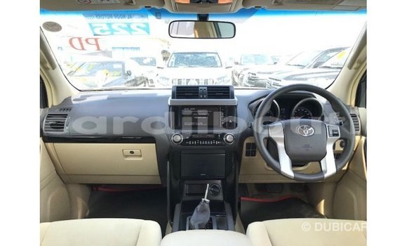 Buy Import Toyota Prado White Car in Import - Dubai in Ali Sabieh Region Buy Import Toyota Prado White Car in Import - Dubai in Ali Sabieh Region