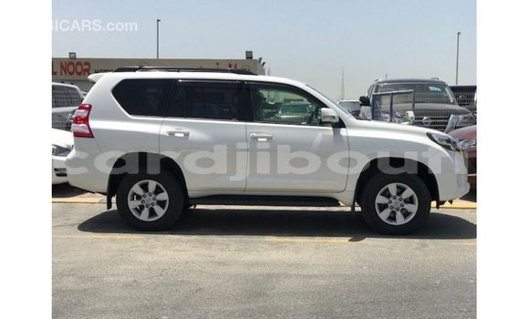 Buy Import Toyota Prado White Car in Import - Dubai in Ali Sabieh Region Buy Import Toyota Prado White Car in Import - Dubai in Ali Sabieh Region