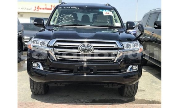 Acheter Import Voiture Toyota Land Cruiser Noir à Import - Dubai, Ali Sabieh Region Acheter Import Voiture Toyota Land Cruiser Noir à Import - Dubai, Ali Sabieh Region