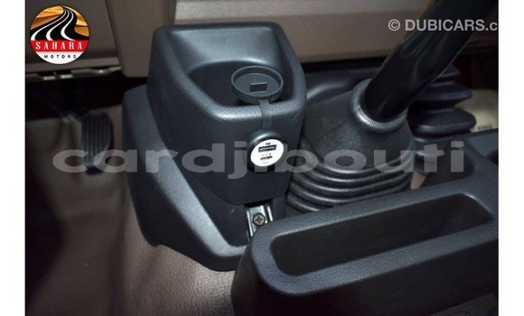 Acheter Import Voiture Toyota Land Cruiser Autre à Import - Dubai, Ali Sabieh Region Acheter Import Voiture Toyota Land Cruiser Autre à Import - Dubai, Ali Sabieh Region