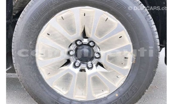 Acheter Import Voiture Toyota Prado Bleu à Import - Dubai, Ali Sabieh Region Acheter Import Voiture Toyota Prado Bleu à Import - Dubai, Ali Sabieh Region